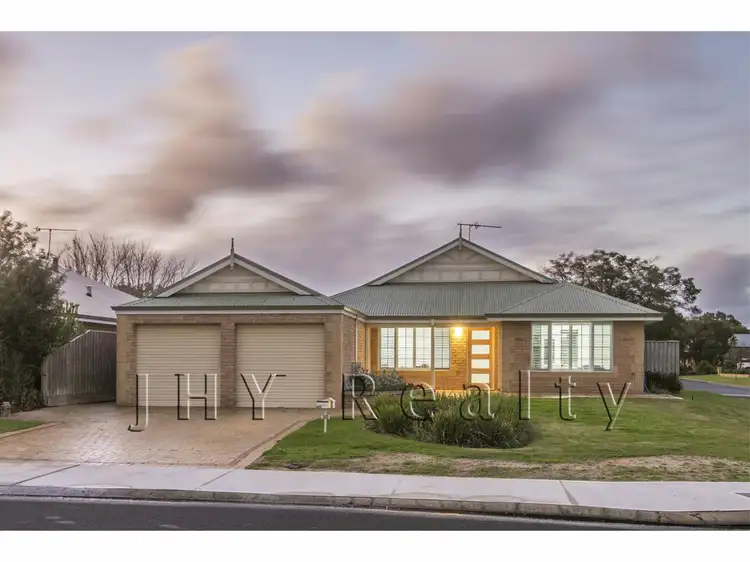 30 Windlemere Drive, Dunsborough WA 6281