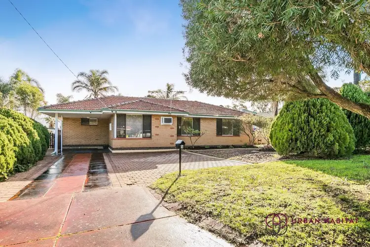 Second view of Homely house listing, 5 Worrall Court, Orelia WA 6167