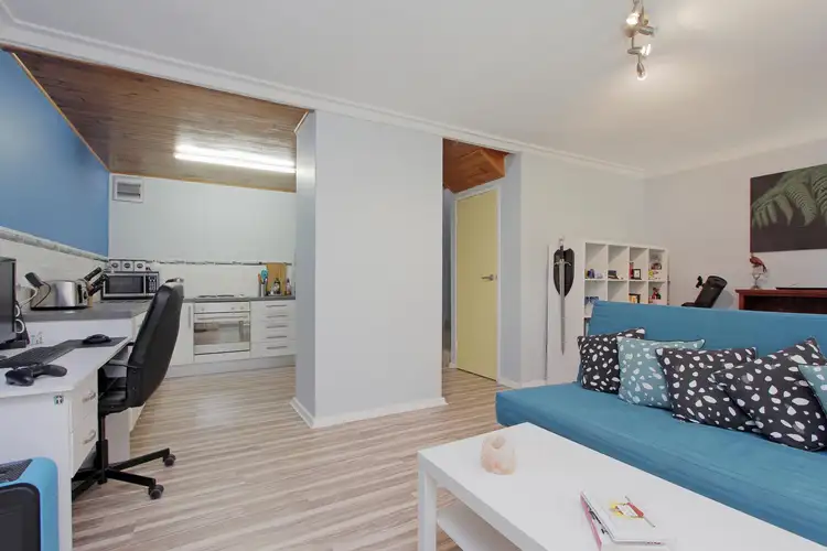 8/1 Bennelong Place, Leederville WA 6007
