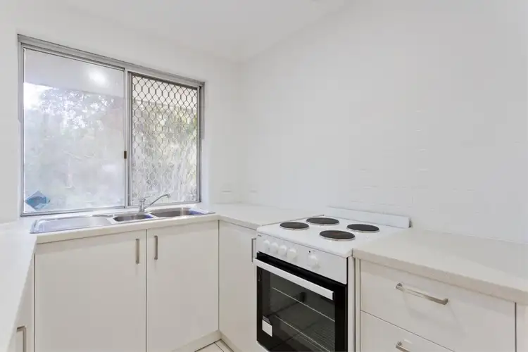 Sixth view of Homely villa listing, 7/13 Hastings Street, Scarborough WA 6019