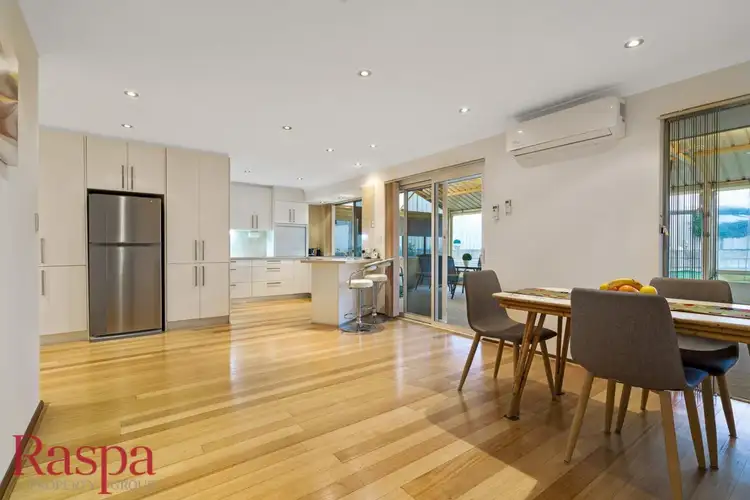 15 Bondini Way, Bibra Lake WA 6163