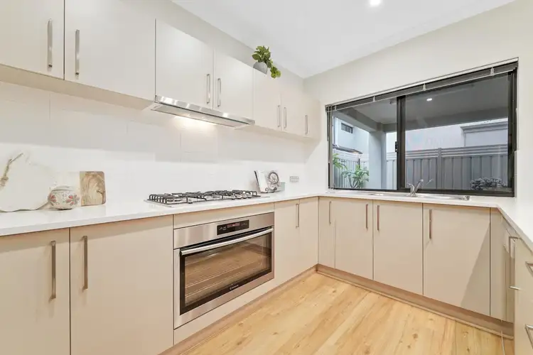 Sixth view of Homely townhouse listing, 2/222 Herbert Street, Doubleview WA 6018
