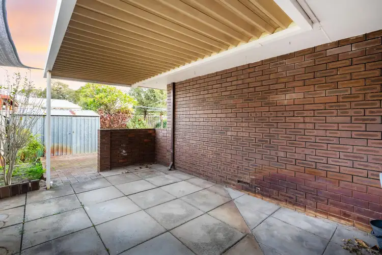 Sixth view of Homely house listing, 4 Willow Way, Woodlands WA 6018