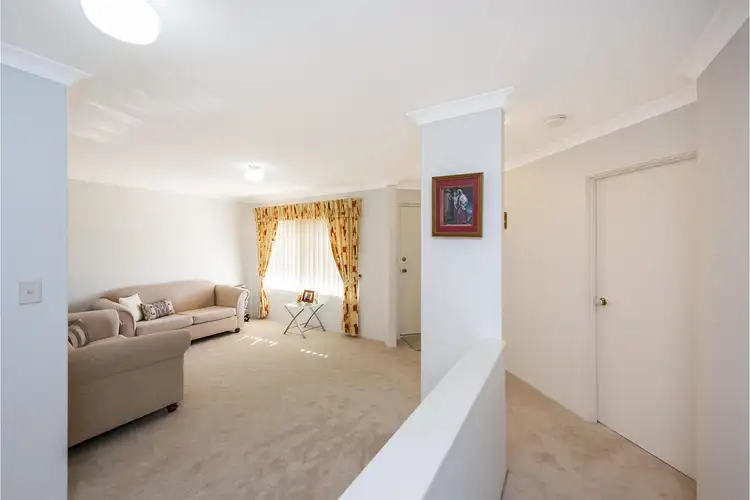 Sixth view of Homely house listing, 10 Ashwood  Place, South Lake WA 6164