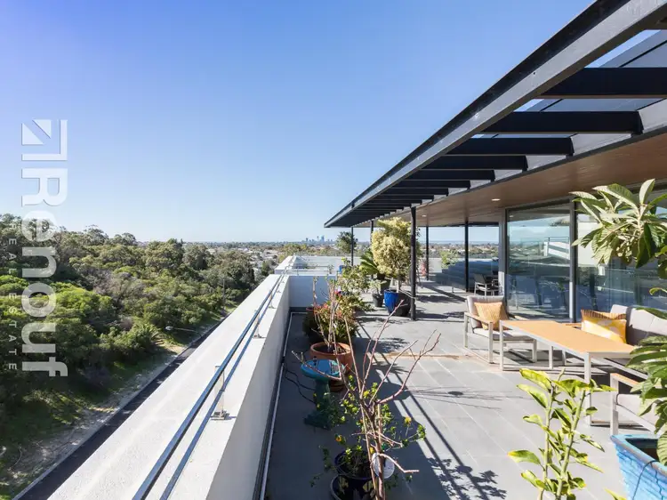 143/2 Milyarm Rise, Swanbourne WA 6010