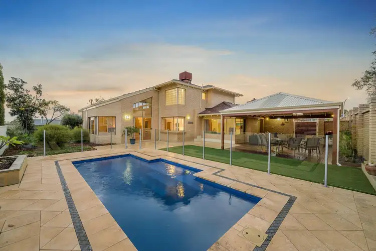23 Hazelwood Loop, Carine WA 6020