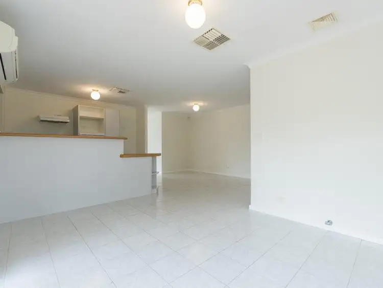 Sixth view of Homely villa listing, 17/8 Heron Place, Maddington WA 6109
