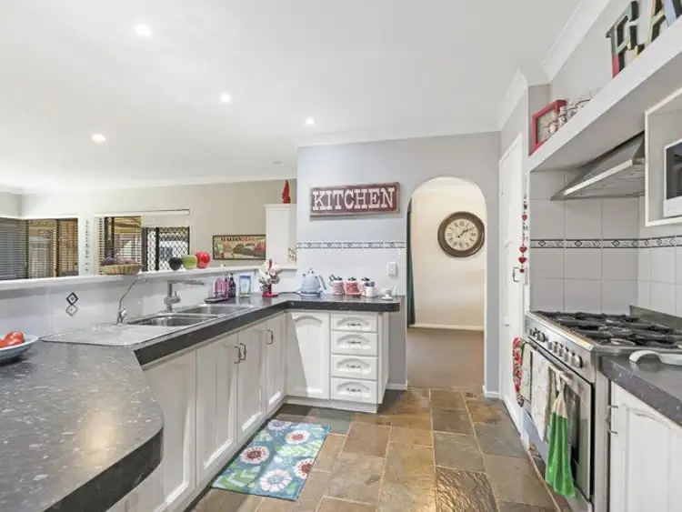 Second view of Homely house listing, 39 Fountain Way, Huntingdale WA 6110