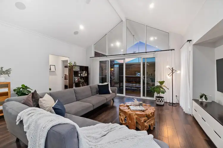 24 Fairlead Link, South Guildford WA 6055