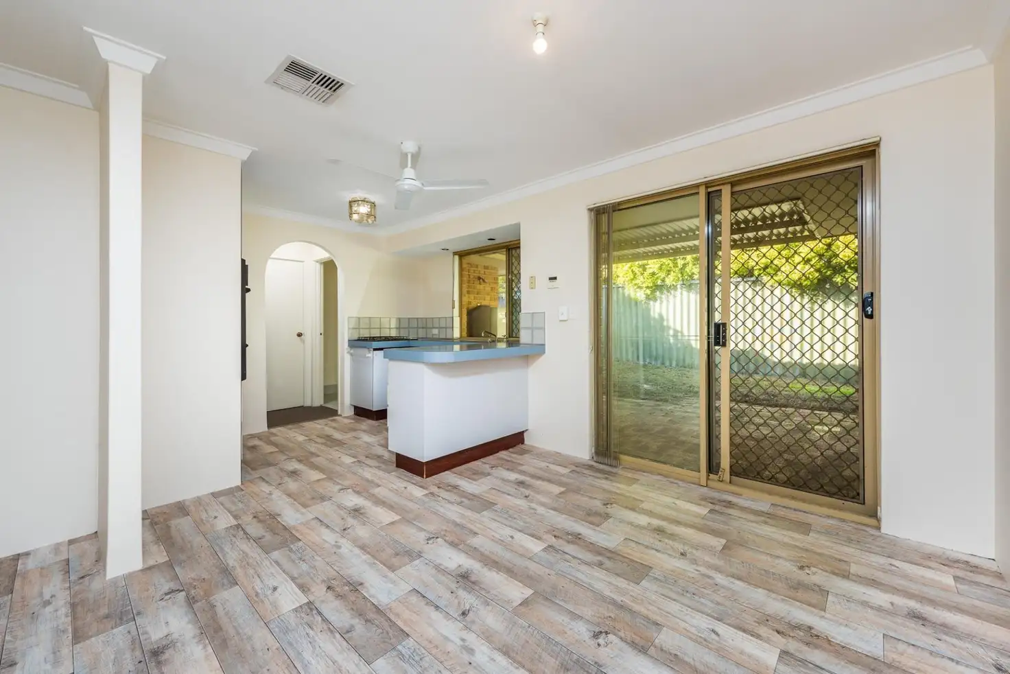 Main view of Homely unit listing, 2/32 Ostend Road, Scarborough WA 6019