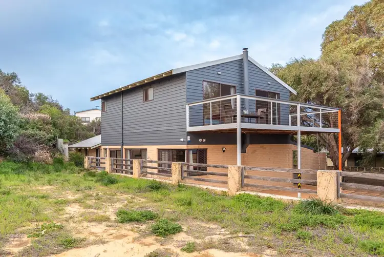 25B Gordon  Street, Guilderton WA 6041