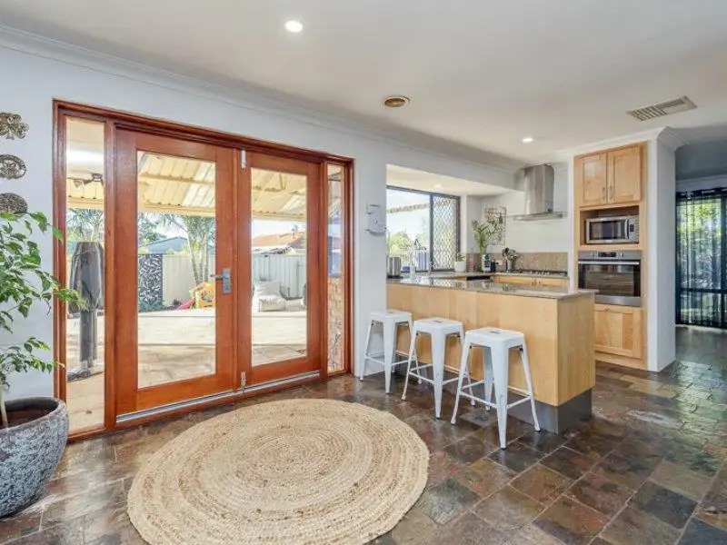 Main view of Homely house listing, 10 Bottlebrush Drive, Thornlie WA 6108