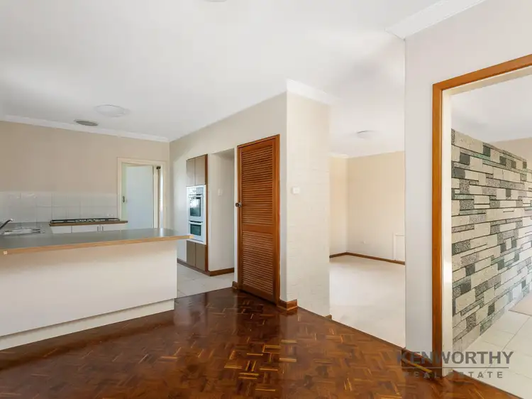 7 Wheyland Street, Willagee WA 6156