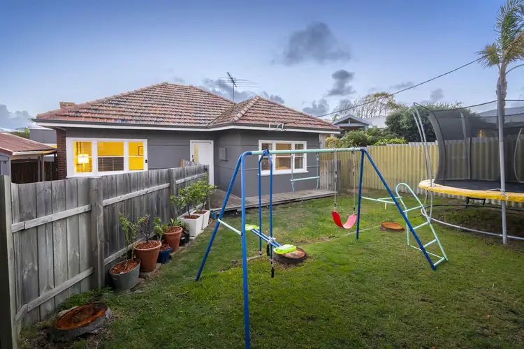 7 Weaponess Road, Scarborough WA 6019