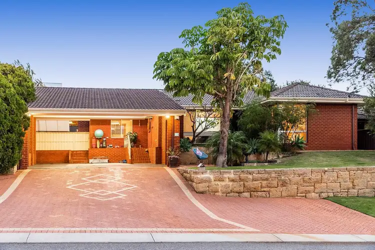 12 Monkhouse Way, Hillarys WA 6025
