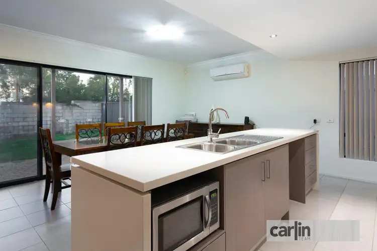Sixth view of Homely house listing, 15/18 Deanmore Bend, Hammond Park WA 6164
