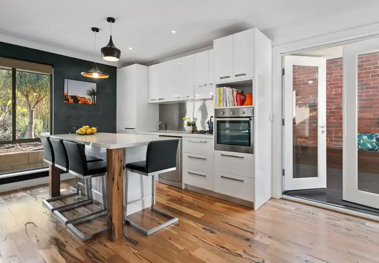 32A Yeovil Crescent, Bicton WA 6157
