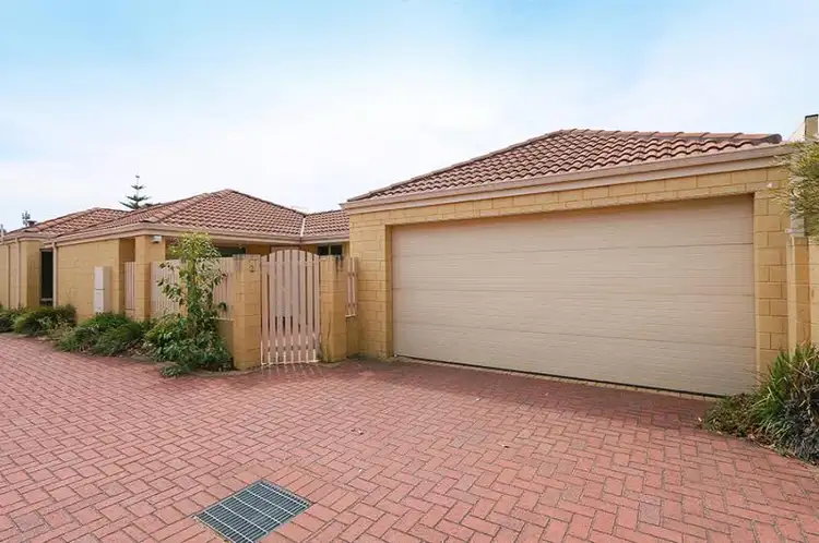 2/9 Holland Street, Gosnells WA 6110