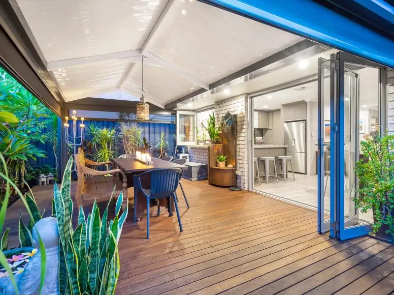 Main view of Homely unit listing, 2/19 Pollard Street, Glendalough WA 6016