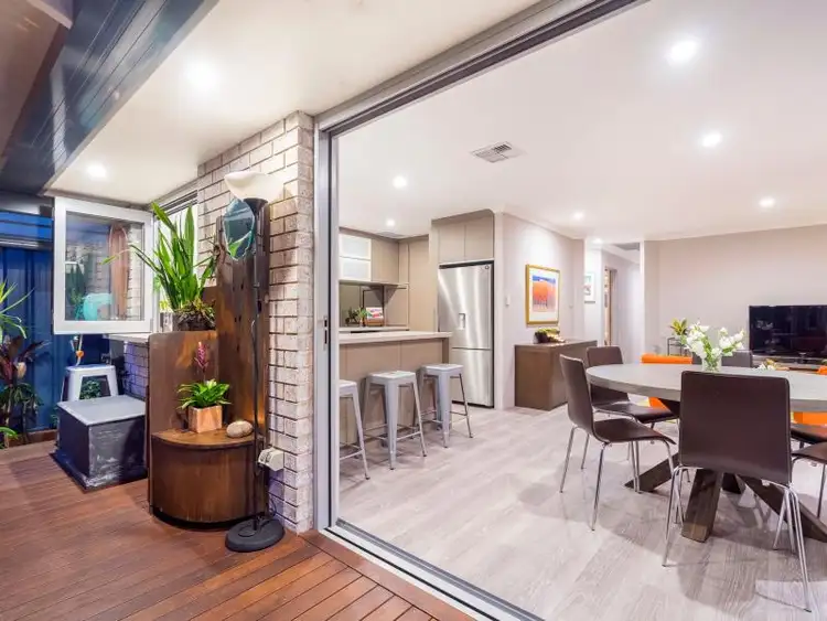 Sixth view of Homely unit listing, 2/19 Pollard Street, Glendalough WA 6016