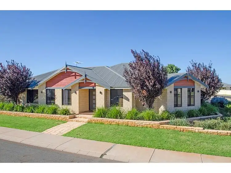 17 Henderson Drive, Somerville WA 6430