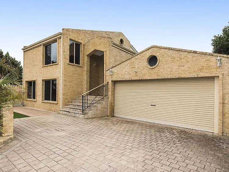 5B Williams Road, Melville WA 6156