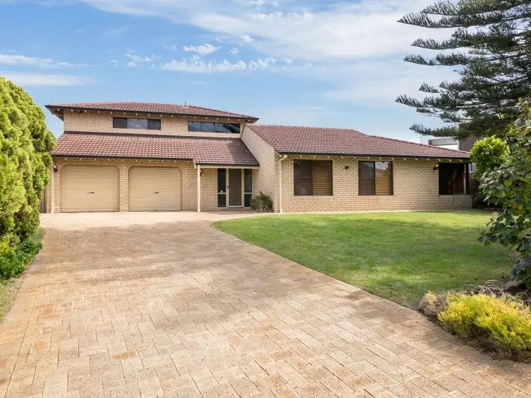 24 Fairlight Rise, Kallaroo WA 6025