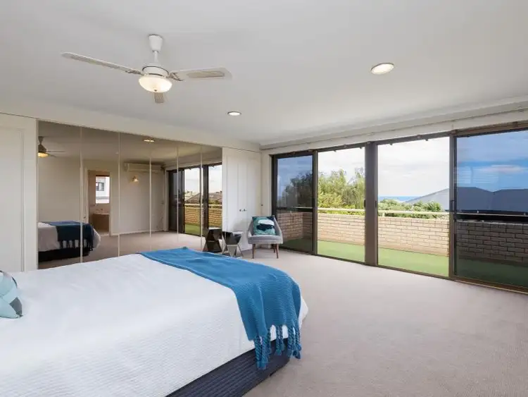 Fifth view of Homely house listing, 24 Fairlight Rise, Kallaroo WA 6025