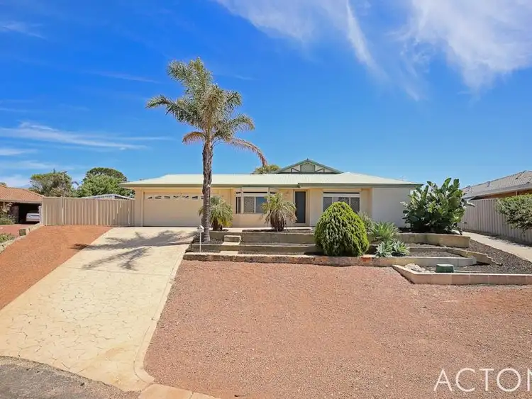 9 Coppercups Place, Halls Head WA 6210