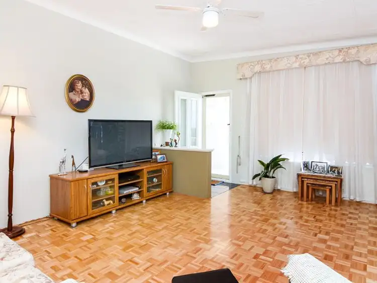Fifth view of Homely house listing, 75B Parkdale Avenue, South Bunbury WA 6230