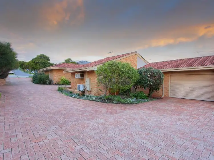 2/11 Tyler Street, Joondanna WA 6060