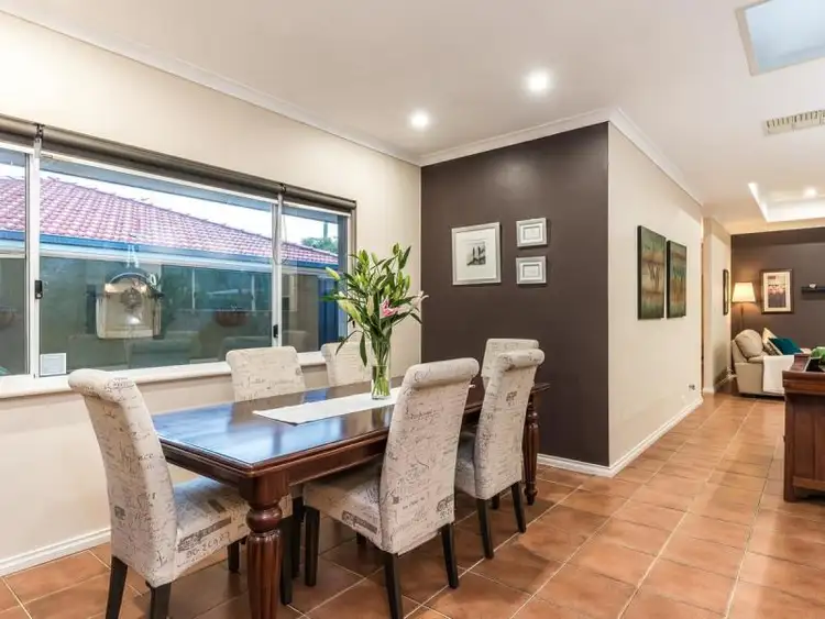 Seventh view of Homely house listing, 21 Warner Court, Manning WA 6152
