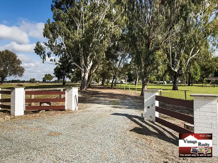 1548 Kargotich Road, Mardella WA 6125