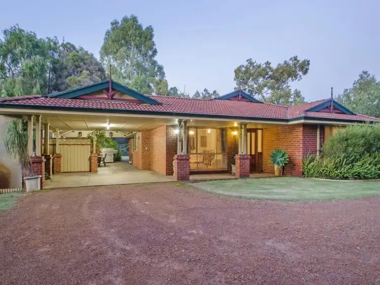 32 Gulf Way, Leschenault WA 6233