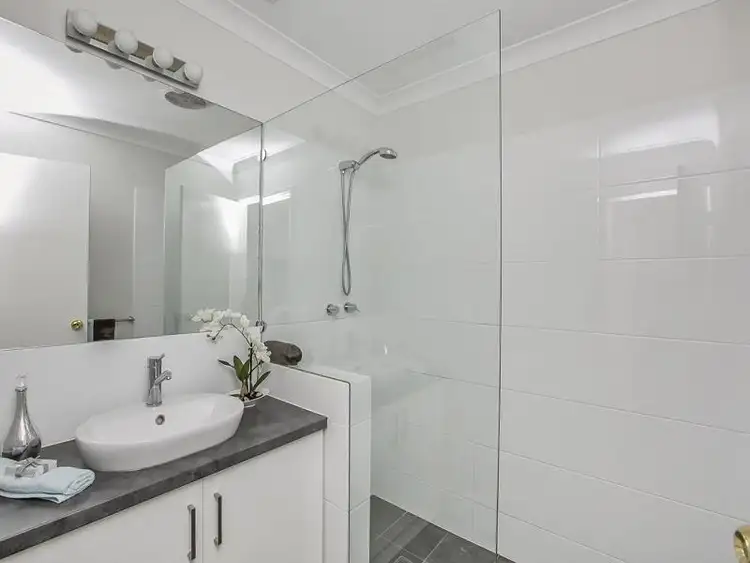 Sixth view of Homely house listing, 2/14 Onslow Street, Fremantle WA 6160