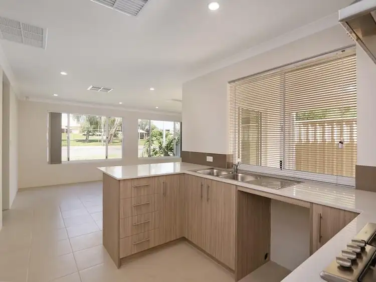 Fourth view of Homely villa listing, 6A Sage Road, Thornlie WA 6108