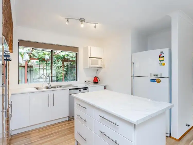 Second view of Homely house listing, 5 Ben Place, Willetton WA 6155