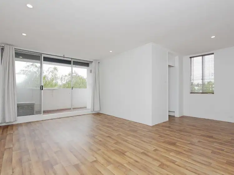 55/12 Wall Street, Maylands WA 6051