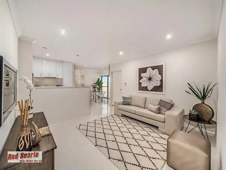Fifth view of Homely villa listing, 1 Valdina Place, Sinagra WA 6065