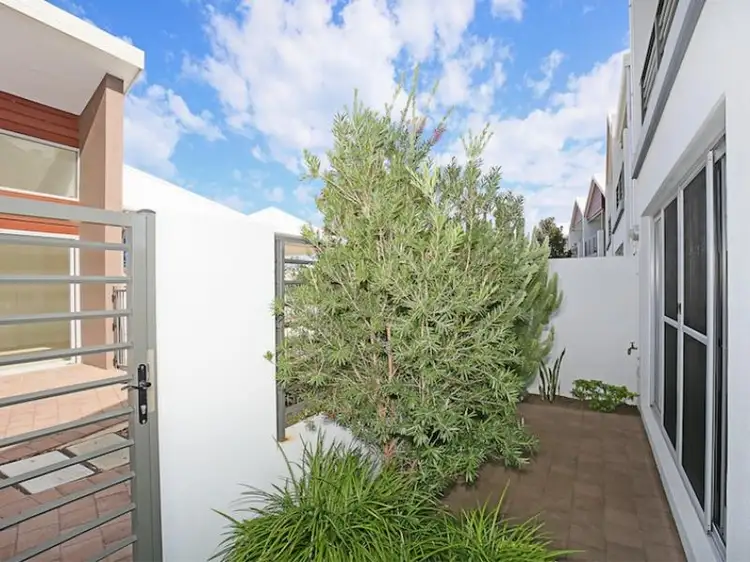 Second view of Homely house listing, 15/5 Bower Drive, Erskine WA 6210