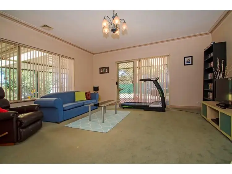 Fifth view of Homely house listing, 2 Hastie Court, Somerville WA 6430