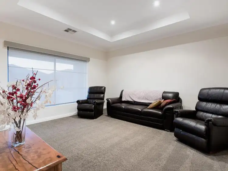 Fourth view of Homely house listing, 8 Cockatiel Way, Beeliar WA 6164