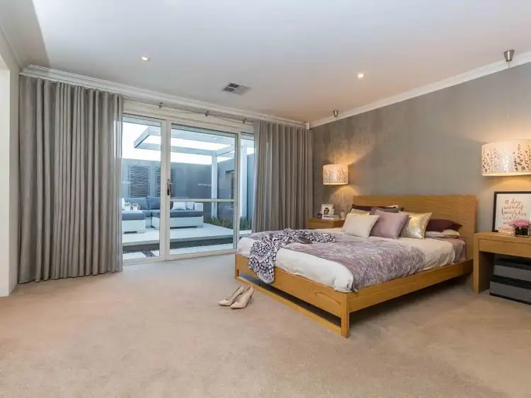 Sixth view of Homely house listing, 6 Adlington Way, The Vines WA 6069