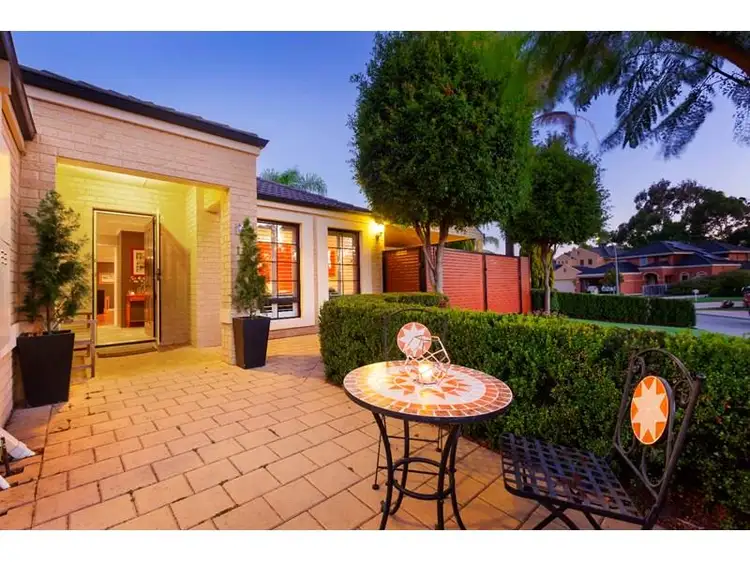 44 Kooralbyn Valley Crescent, Jandakot WA 6164