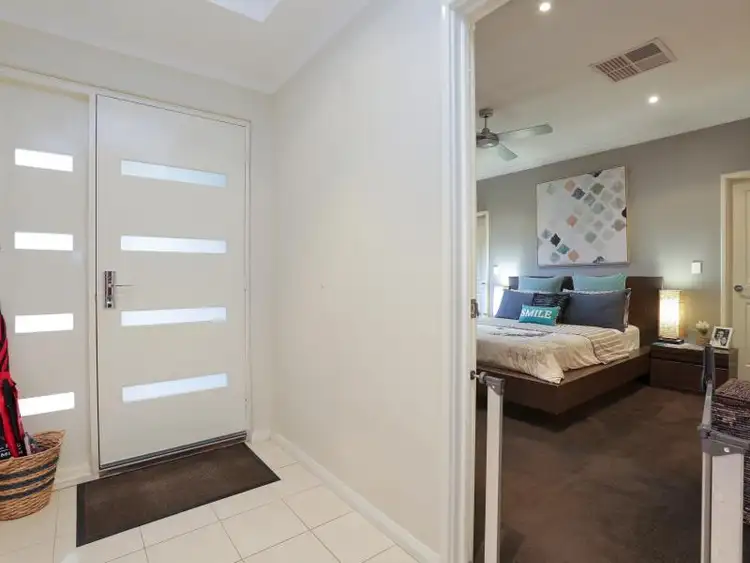 Seventh view of Homely house listing, 4 Tipperary Bend, Canning Vale WA 6155