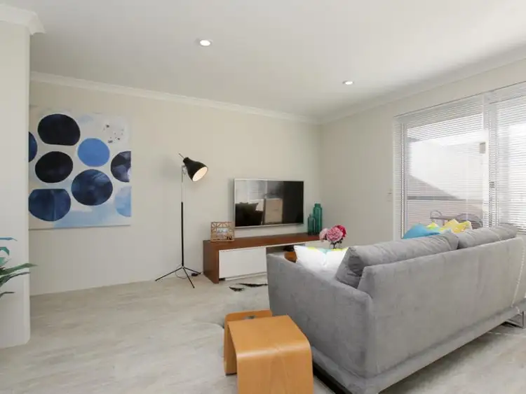 Seventh view of Homely house listing, 2 Mallina Crescent, Golden Bay WA 6174