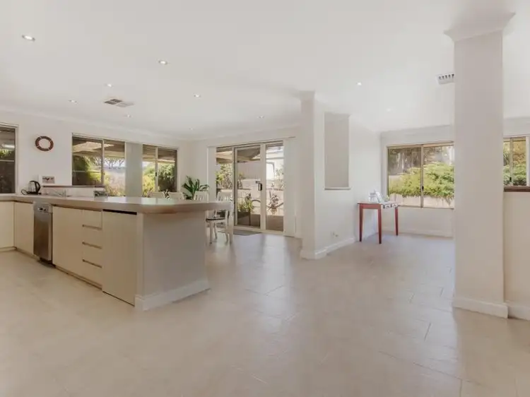Fifth view of Homely house listing, 20 Porter Gardens, Leda WA 6170