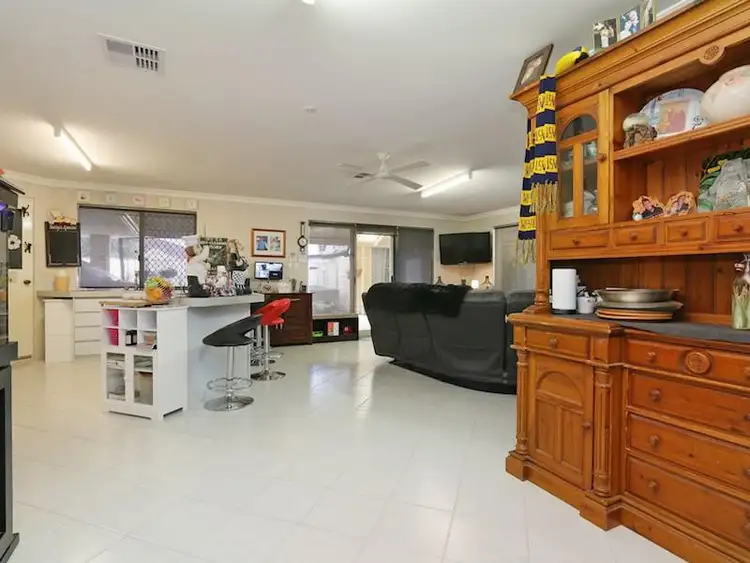 29 Carpenteria Crescent, Kenwick WA 6107