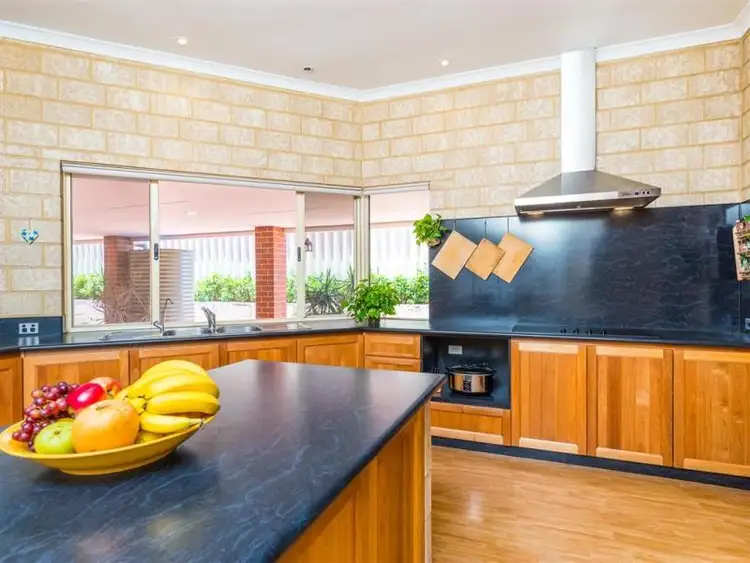 Sixth view of Homely house listing, 3 Jasper Court, Bibra Lake WA 6163