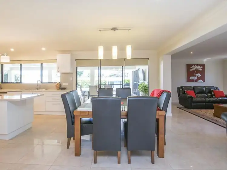 Fifth view of Homely house listing, 8 Joslin Place, Duncraig WA 6023